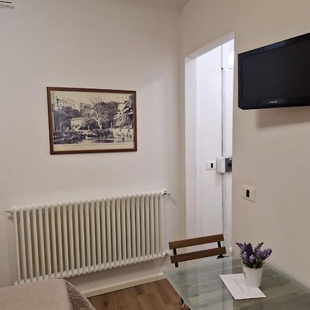 La Locanda Dei Conti, Piccolo E Confortevole Loft 锡耶纳 外观 照片
